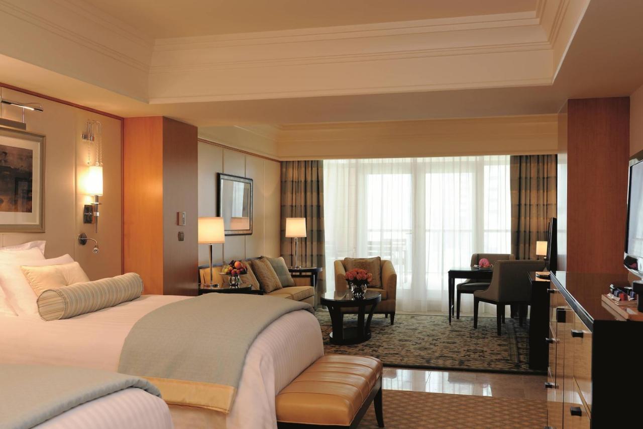Hotel Ritz Carlton Difc Downtown Dubái Exterior foto